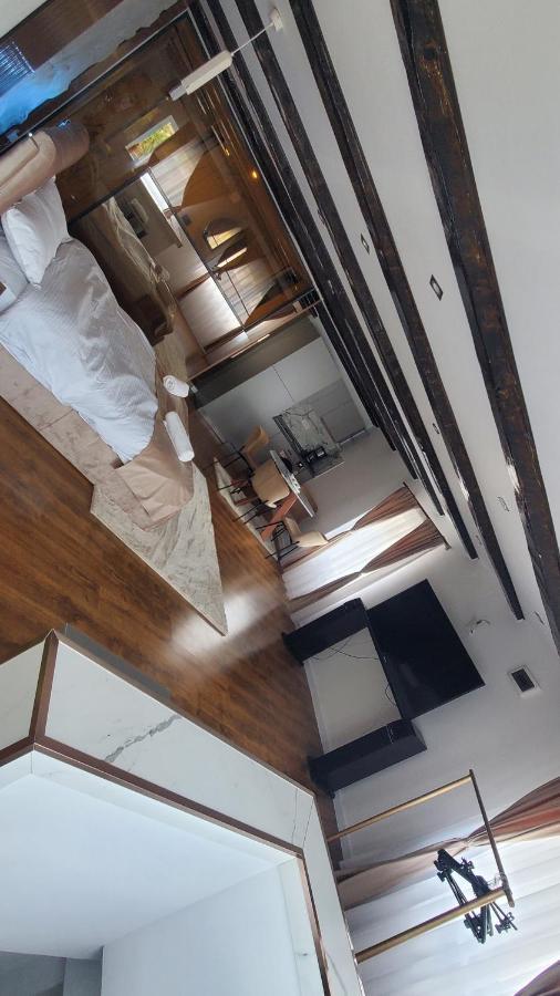 Flux Studios Apart 2 Oradea Zewnętrze zdjęcie